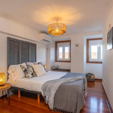 Superb Apartments Overlooking Graca In Lisbon Room photo