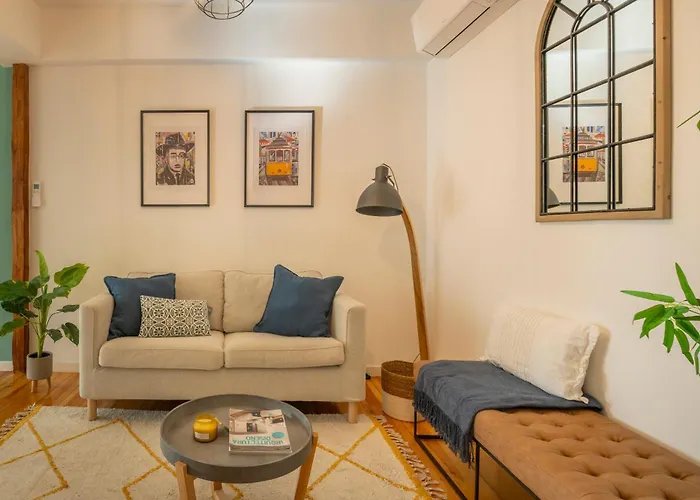 Superb Apartments Overlooking Graca In Lisbon
